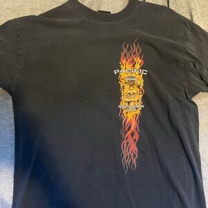 Large black short sleeve Harley Davidson shirt